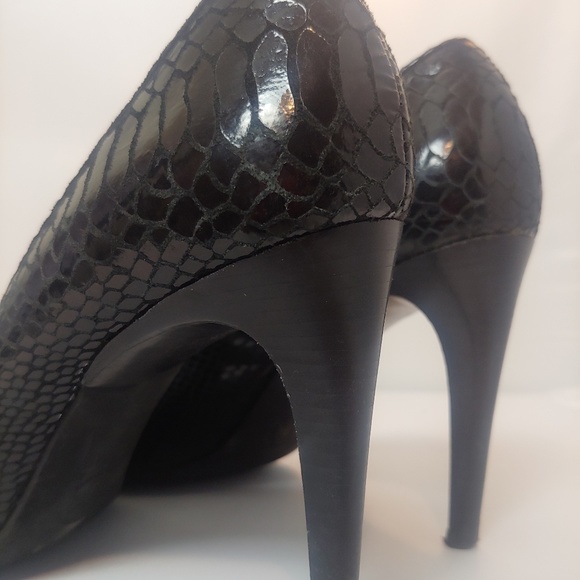 Michael Kors python print pumps (8) - Picture 2 of 7